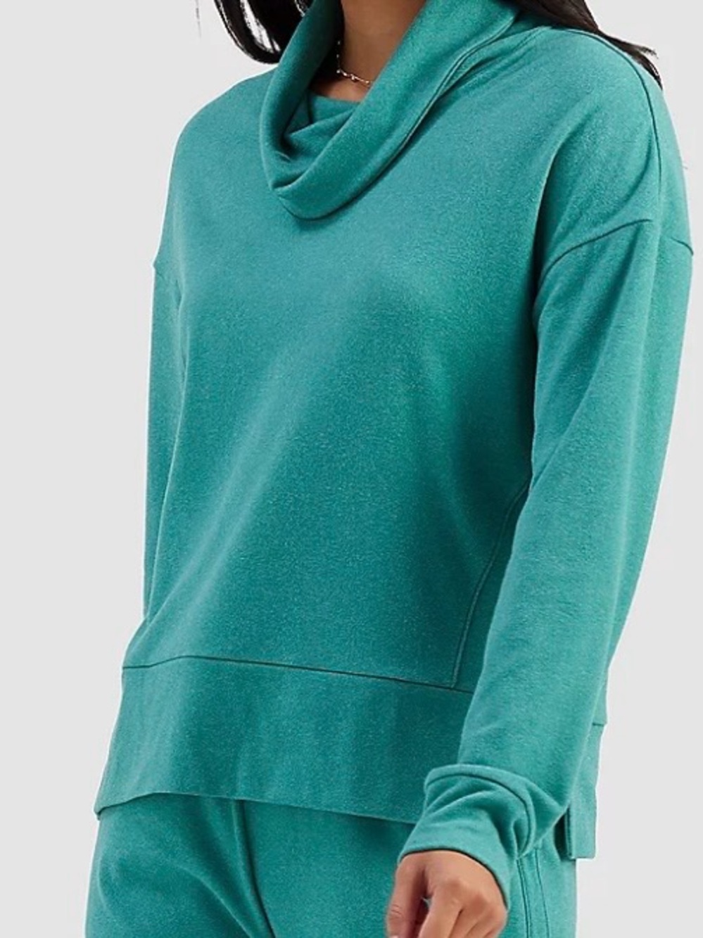 Freely Womenās Cowl Neck Fleece Pullover Sweatshirt Long Sleeve Green Small Cozy